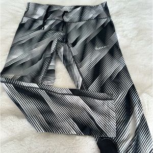 Nike workout leggings